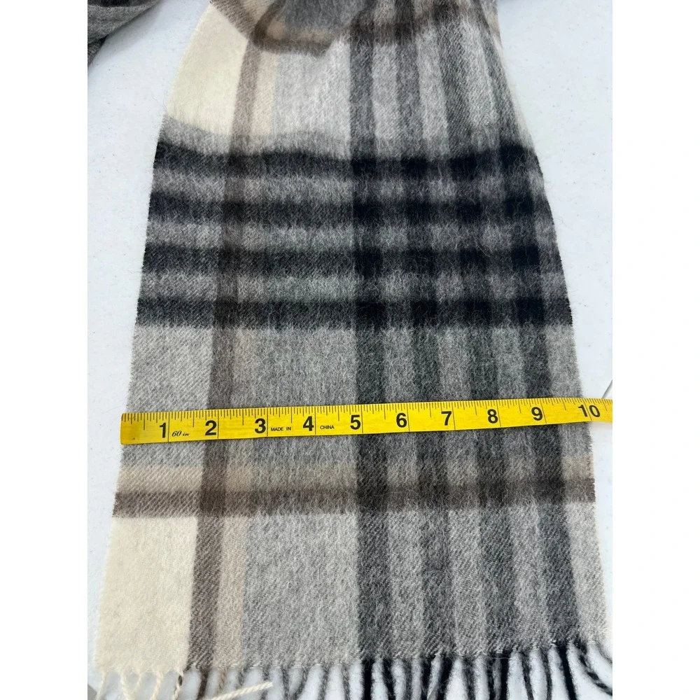 Edinburgh 100% Lambswool Tartan Scarf Chequer Gray Light Yellow NWT